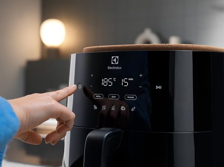 Мультипіч Electrolux EAF5B, 1500 Вт EAF5B фото