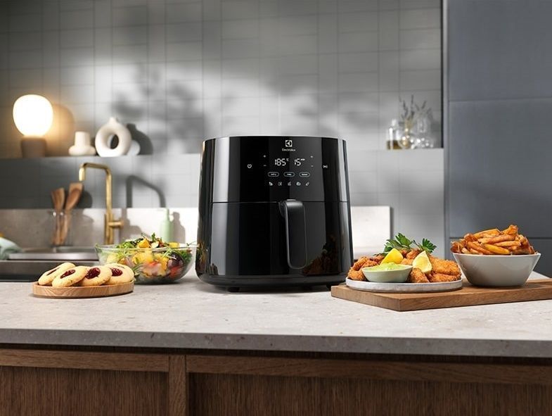 Мультипіч Electrolux EAF5B, 1500 Вт EAF5B фото