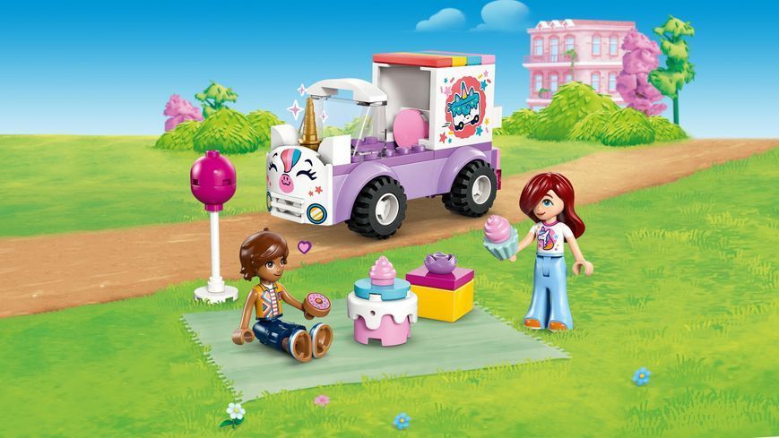 Конструктор LEGO Friends Автомобіль для доставки тортів з єдинорогами (42675) 42675 фото