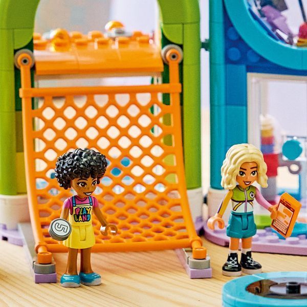 Конструктор LEGO Friends Веселий критий ігровий майданчик (42686) 42686 фото
