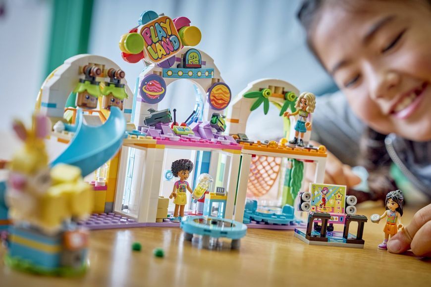 Конструктор LEGO Friends Веселий критий ігровий майданчик (42686) 42686 фото